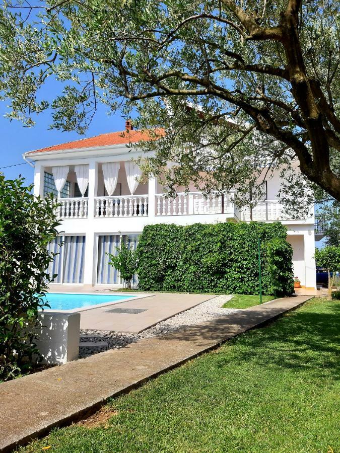 Holiday Home Villa Emma Debeljak Esterno foto