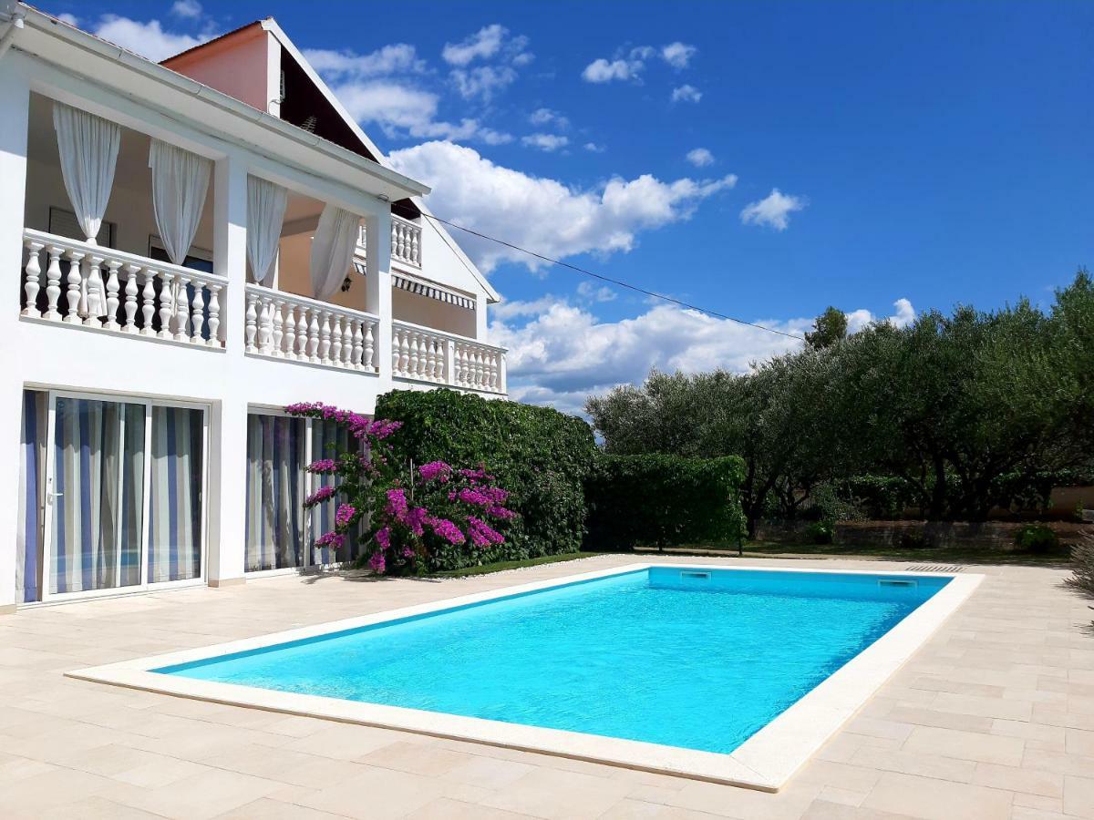 Holiday Home Villa Emma Debeljak Esterno foto